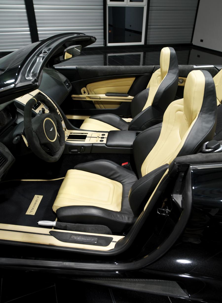 Интерьер Aston Martin DB9 Volante by Mansory 2008 года  (фото 4 из 15)